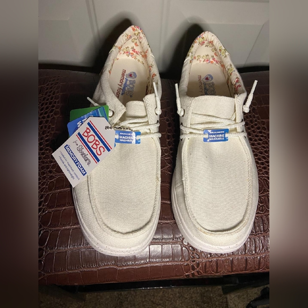 Sketchers Women's BOBS Skipper